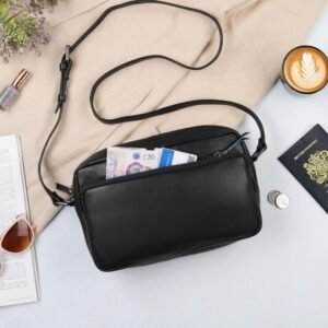 Everyday Leather Handbag with Zip-Top & Crossbody Strap Iris Hudson